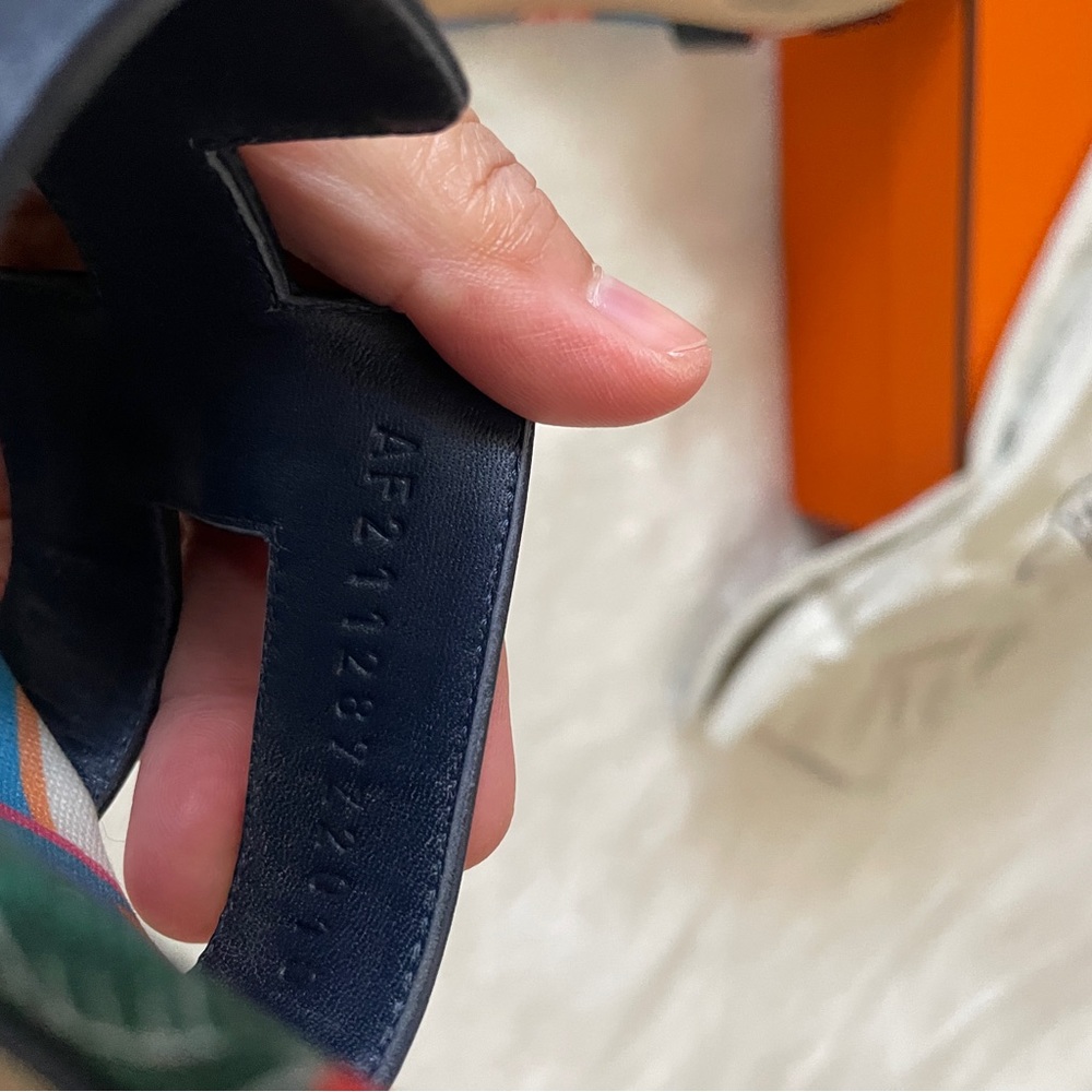 Hermes Oasis Sandals - Picture 7 of 7